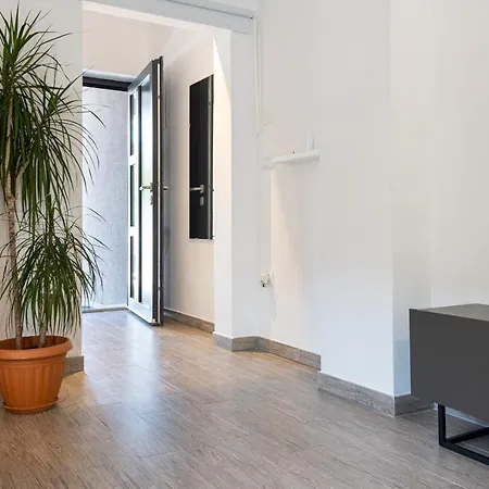 Les - 4 Min Walk From Amphiteatre *