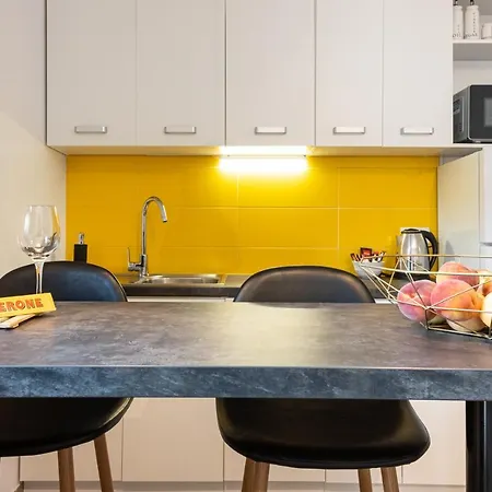 公寓 Les - 4 Min Walk From Amphiteatre 普拉