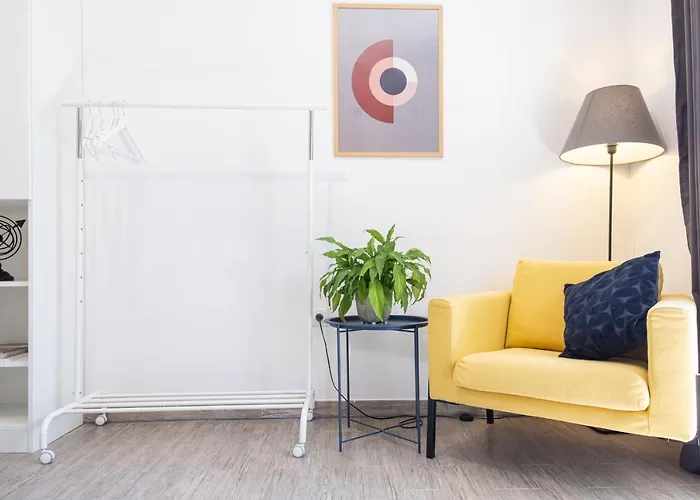 Les - 4 Min Walk From Amphiteatre Πούλα