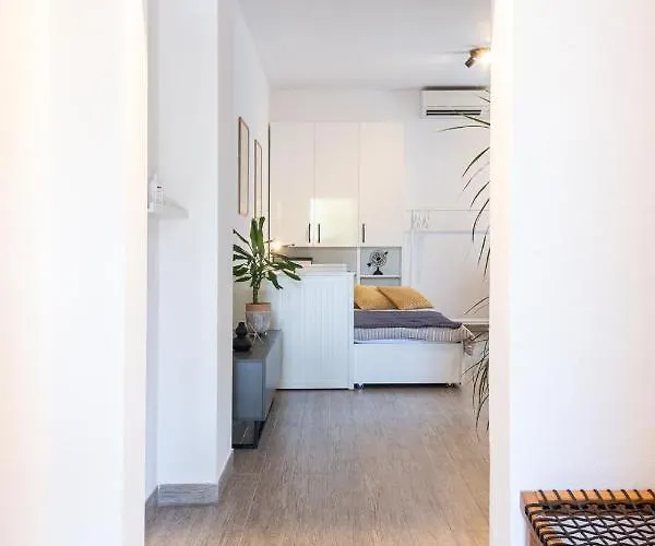 Les - 4 Min Walk From Amphiteatre Apartman